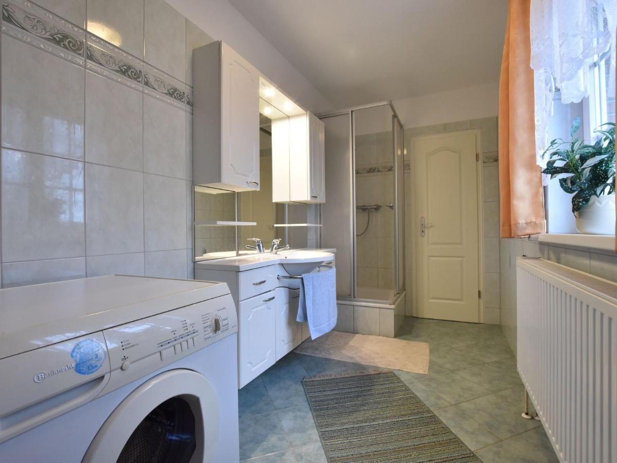 Classy Apartment In Boltenhagen With Terrace Ngoại thất bức ảnh